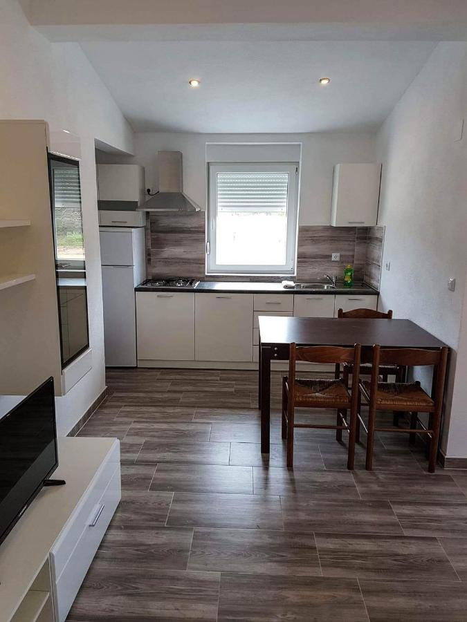 Apartmani Lukic Vir Exterior foto