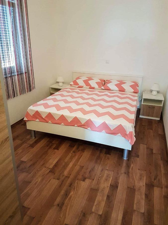 Apartmani Lukic Vir Exterior foto